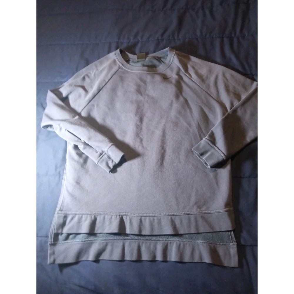 Nike Long Versa Vented Hem Pullover Crew Neck Sweater‎ Womens Size Medium EUC